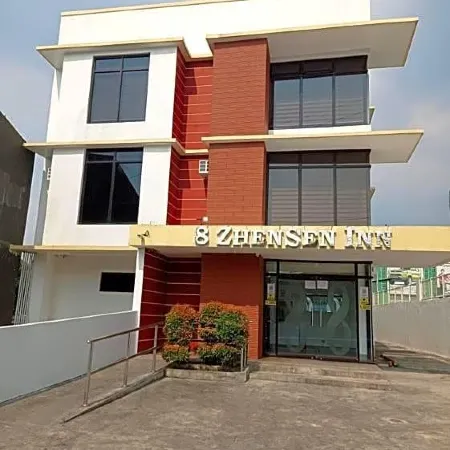 8 ZHENSEN INN