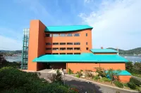 Tabiyado Yobuko Hotels in Genkai