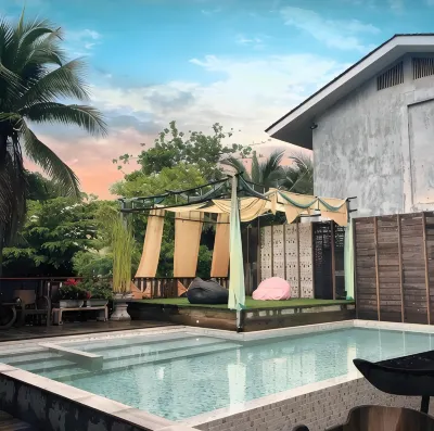 House of Passion Amphawa Hotels in 