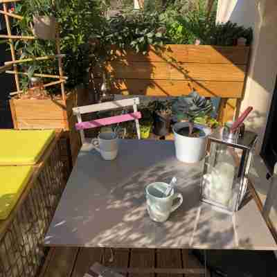 Apparts Watteau, climatisés Hotel Exterior