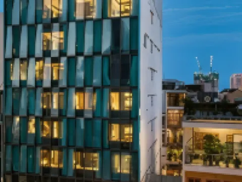 Elite Luxury Hotel by Elite24 Hotels near Phap Lam Pagoda