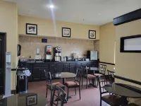 Days Inn by Wyndham Collinsville/St. Louis - breakfast