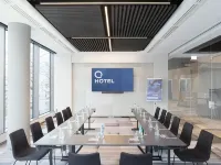Q Hotel Plus Wrocław Hotels near Krzyki