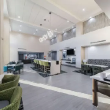 Hampton Inn and Suites Pryor