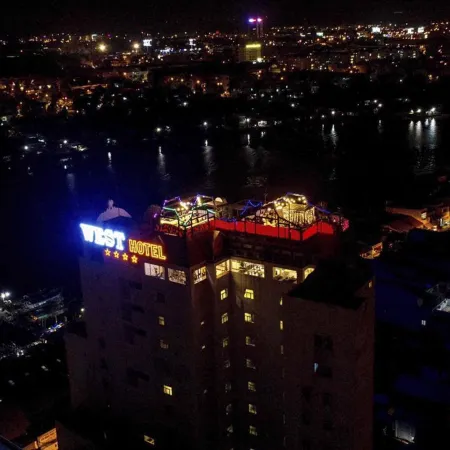 West Hotel