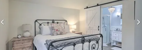 Charming private farmhouse cottage