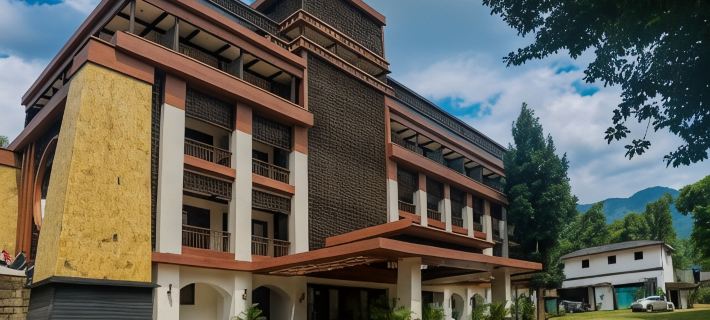 Pleasant Tree Hotels - Luxury Stay Amidst Nature Hoteles en Dehradun