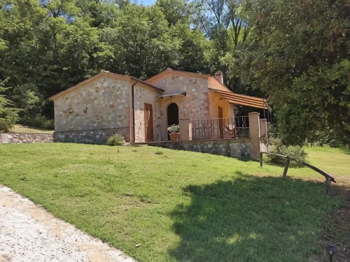 Agriturismo San Bernardino Del Lago - parking