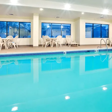 Holiday Inn Express & Suites BRADLEY AIRPORT by IHG
