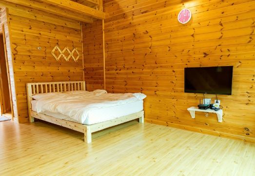 펜션 야외 전경