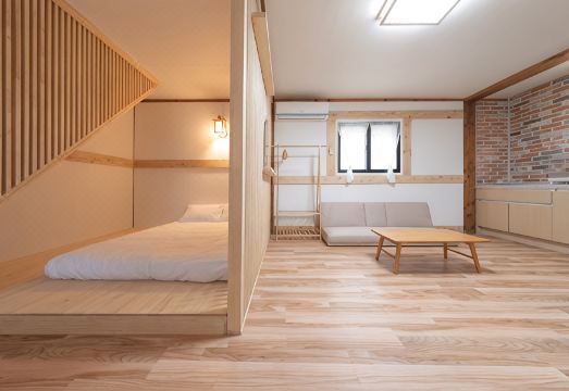 머무름 한옥 내부