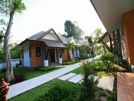 Phakawan Hotel Отели в г. Mueang Maha Sarakham