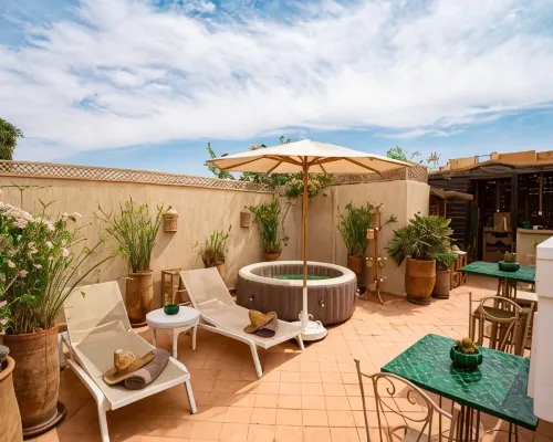 Riad les Orangers d'Alilia Hotels near Kasbah