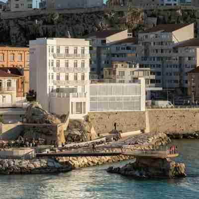 Les Bords de Mer Hotel Exterior