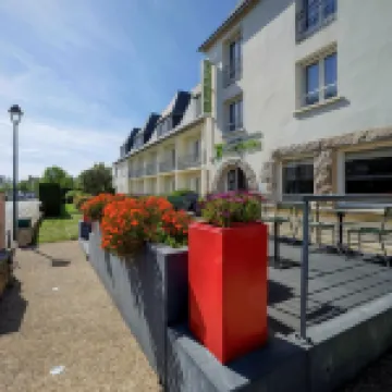 Hôtel la Résidence des Artistes Hotels in Roscoff