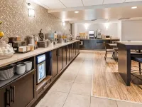 Best Western Plus Calgary Centre Inn Hotels near Devonian Gardens