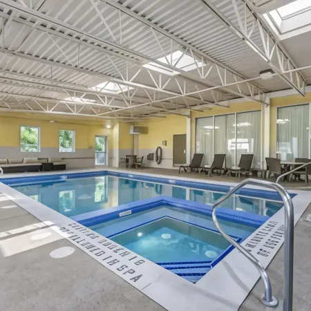 Comfort Inn & Suites
