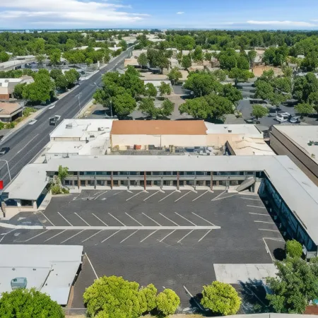 Econo Lodge Woodland Near I-5