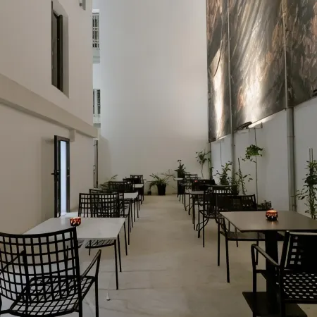1900 Athenian House