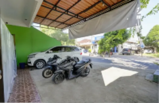 Hotel O Sahabat Syariah Near Plasa Telkom Bawean