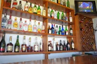 Jacaranda Lake Elementaita Lodge - bar