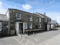 The Victoria Inn Hotels in Truro