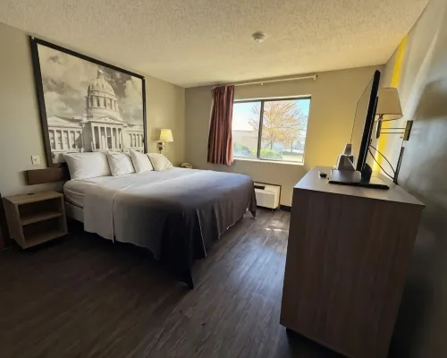 Days Inn & Suites by Wyndham Colorado City/I-20 Hotels in Mitchell County