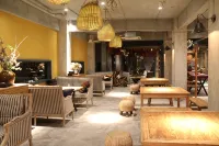 The Twelve Manor Terraces Hostel - breakfast