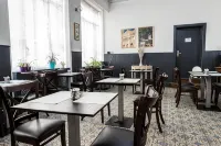 Hotel du Dauphiné - Bãi đậu xe