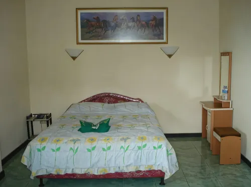 Golden Dragon Hotel