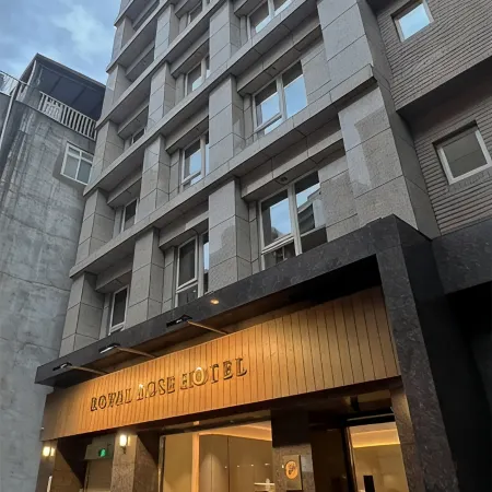 Royal Rose Hotel Zhongshan Отели рядом с достопримечательностью «Торговый центр Syntrend»