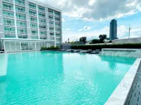 Golden City Rayong Hotel - piscina