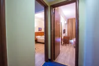 Marina Athens Hotel - Parvekkeita