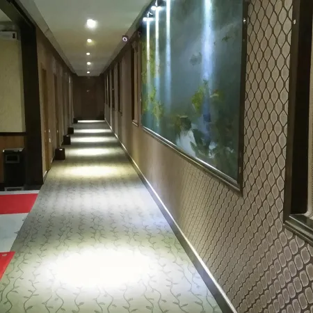 Nanzhao Taifeng Holiday Hotel