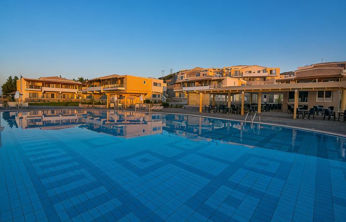 Grand Blue Beach Hotel