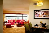 Residence Inn Los Angeles Burbank/Downtown - breakfast