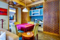 China Railway Huashuiwan Hot Spring Hotel - parking