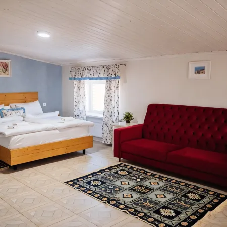 Kryzhovnik Hotel Hotels in Taganrog