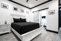 Lakefront Retreat w/Hot Tub, Arcade & Sunset Views - 4-Star