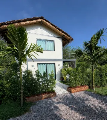 Uma Valley Homestay - Relaxing home with private garden - Airport Shuttle