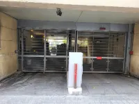 إيبيس·باريس بورتي دي كليتشي سينتري - موقف سيارات