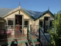 Beautiful and comfortable, located in the heart of town