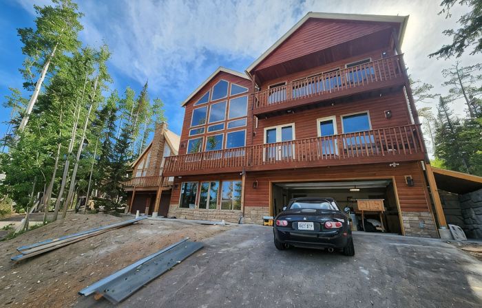 Amazing 7 Bedroom Ski In/Ski Out Cabin @ Brian Head Resort