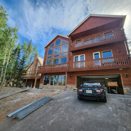 Amazing 7 Bedroom Ski In/Ski Out Cabin @ Brian Head Resort