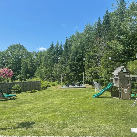 The Central Ranch— minutes to Acadia & Coastal Maine