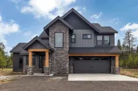 Serene & Modern, Steam Shower, Hot Tub, King Beds - 4-Star