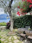 Villa on LAKE with private dock. - Villas