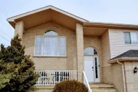 3 minutes drive to beach | Amazing Sunsets | Private Cozy Upper-Level Suite