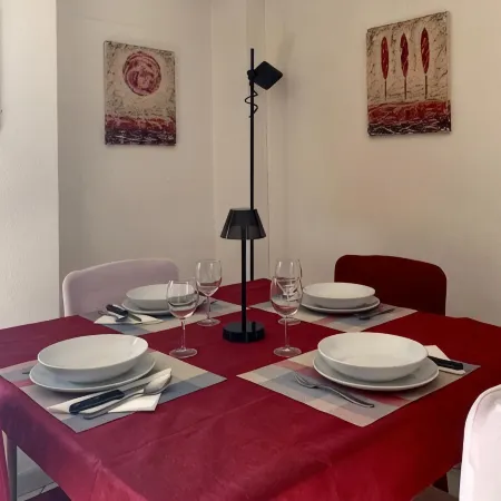 Casa Savina, Stunning Lake and Mountain Views, Private Garden With Parking Space