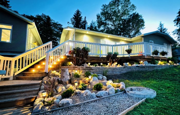 LAKE HOUSE 6 MINUTES TO TOWN.BRING YOUR WATER SPORTS GEAR AND ENJOY